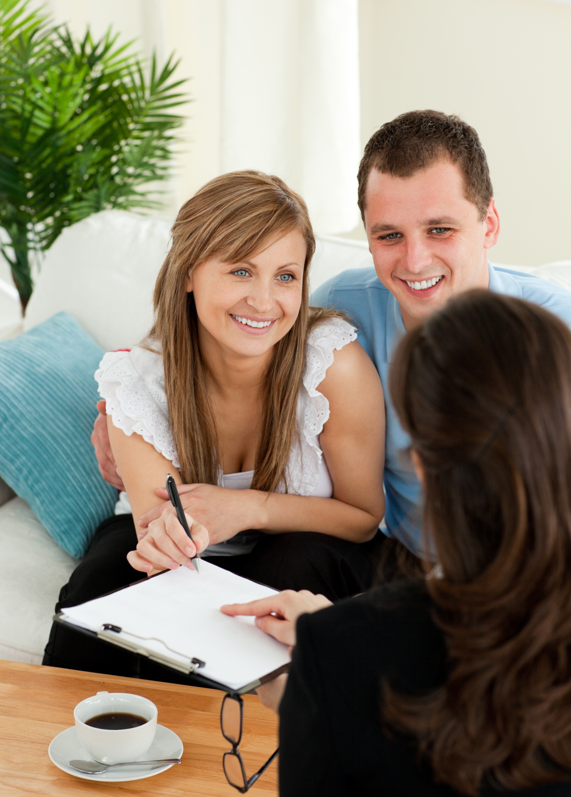 Professional legal services in Singapore - lawyers and attorneys providing contract drafting, court representation, and legal